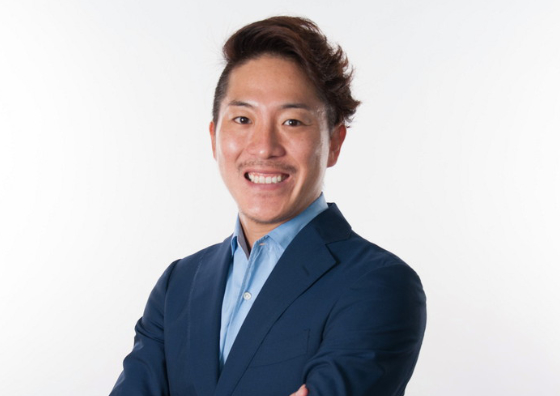 岡田 健史 氏